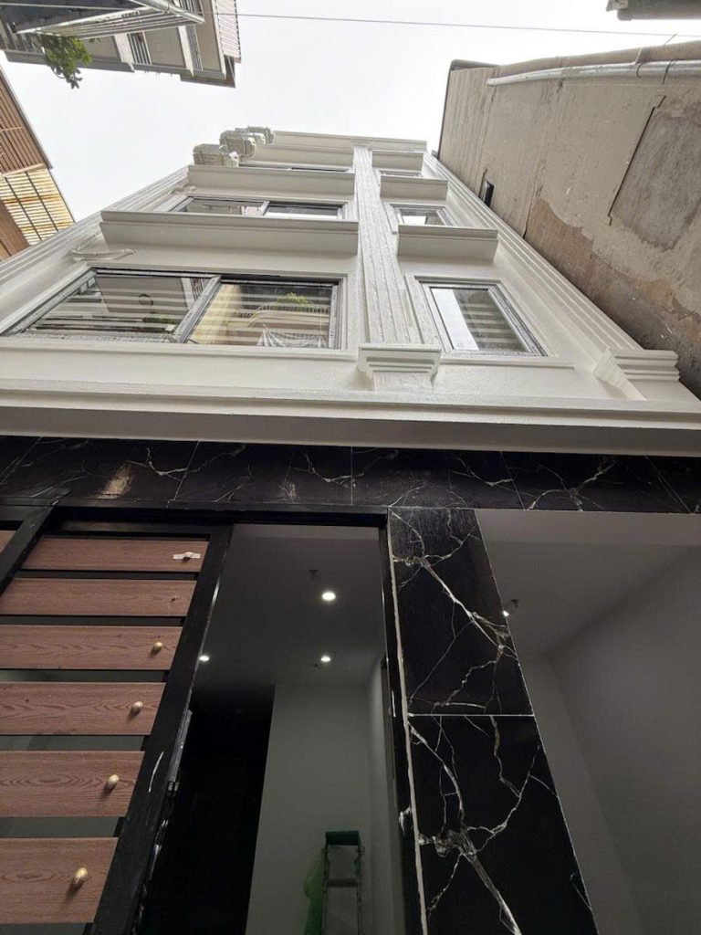 Toà CCMN Xã Đàn 2, 43m2, 6 Tầng, 9 Phòng, MT 5m, doanh thu 55tr/tháng, giá bán 15.5 tỷ (ĐĐ B18)