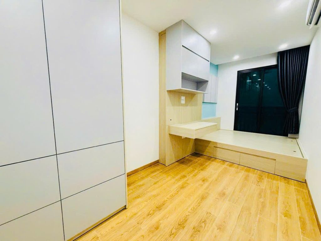 Toà CCMN Đội Nhân, 55m2, 6 Tầng, MT 5.5m, 12 Phòng, cho thuê 80tr/ tháng (CG B82)