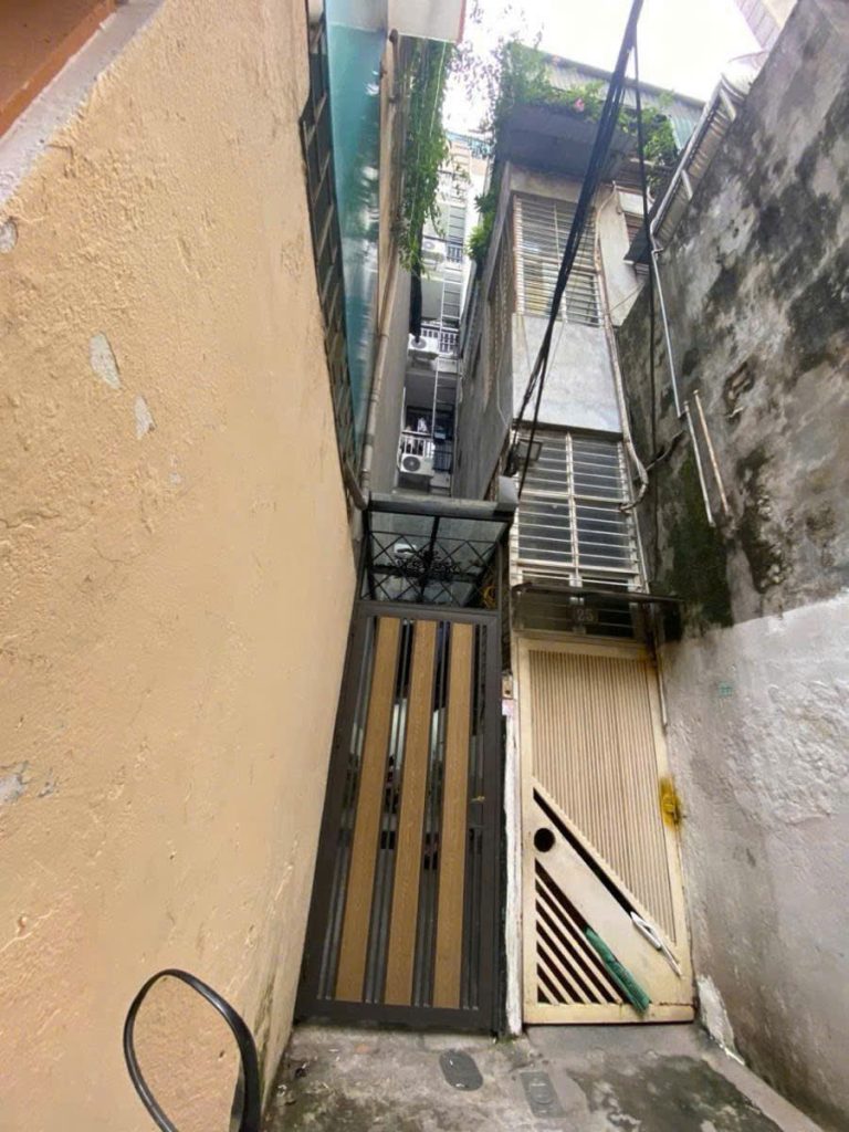 Tòa CCMN Tam Khương, 38.5m2 (46m2 thực tế), 8 Tầng thang máy, MT 3.8m, 12 Phòng, cho thuê 70tr/ tháng (ĐĐ A10)