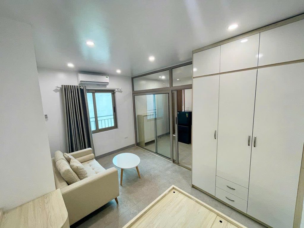 Toà CCMN Hoàng Ngọc Phách, 59m2, 7 Tầng, MT 7.6m, 12 Phòng, cho thuê 60tr/ tháng (ĐĐ C130)