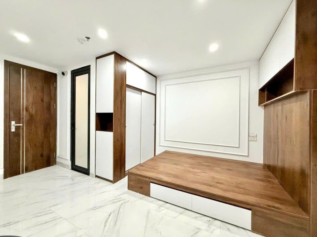 Toà CCMN Hoàng Hoa Thám, 70m2, 6 Tầng, MT 8.3m, 12 Phòng, cho thuê 60tr/ tháng (BĐ B139)