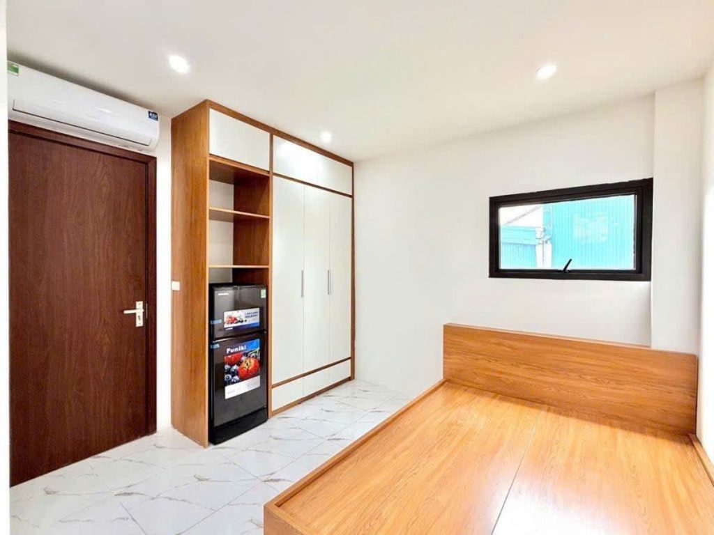 Toà CCMN Giáp Bát, 61m2, 6 Tầng, MT 4.5m, 14 Phòng, cho thuê 70tr/ tháng (HM B138)