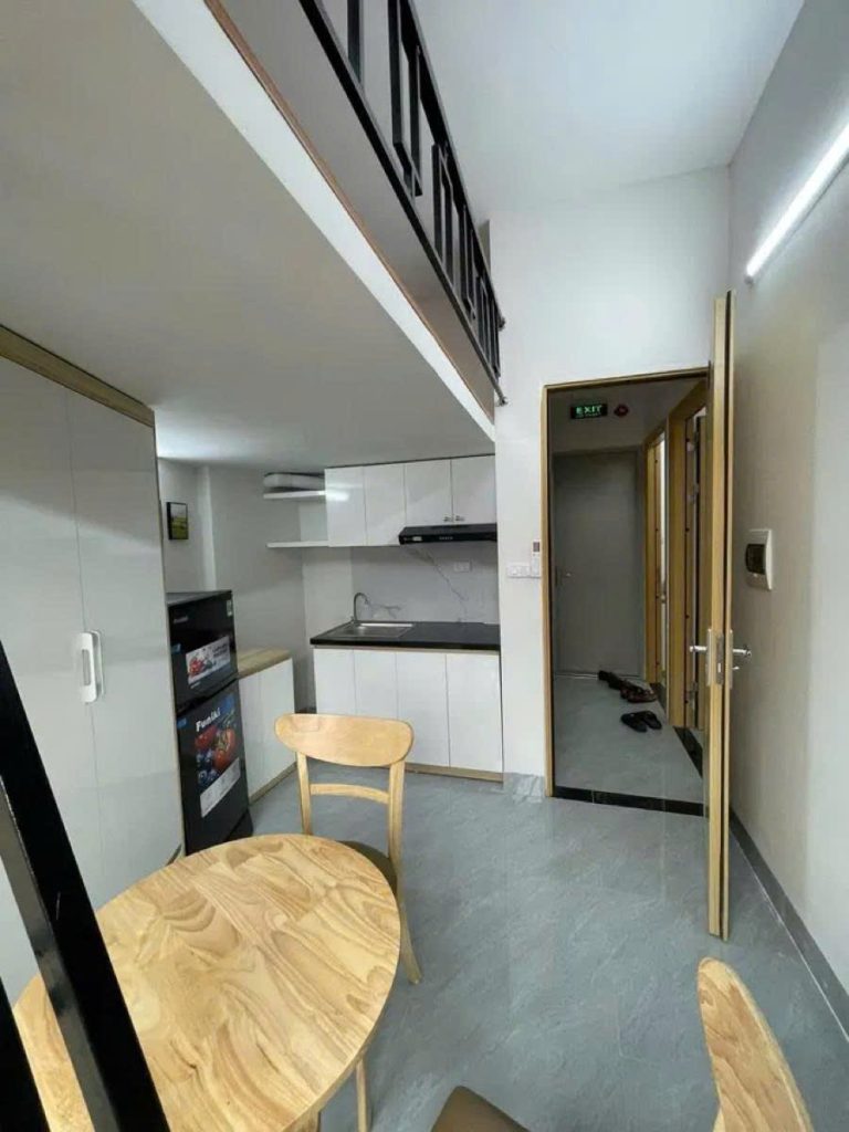 Toà CCMN Cổ Nhuế, 54m2, 6 Tầng, MT 3.9m, 10 Phòng, cho thuê 50tr/ tháng (BTL B18)