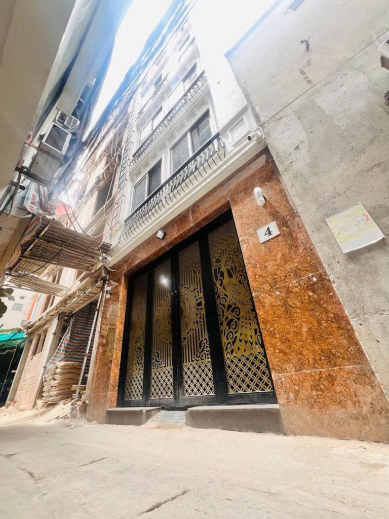 Tòa CCMN Trần Cung, 58m2, 6 Tầng thang máy, MT 6.1m, 15 Phòng, Doanh thu 70tr/tháng(BTL B34)