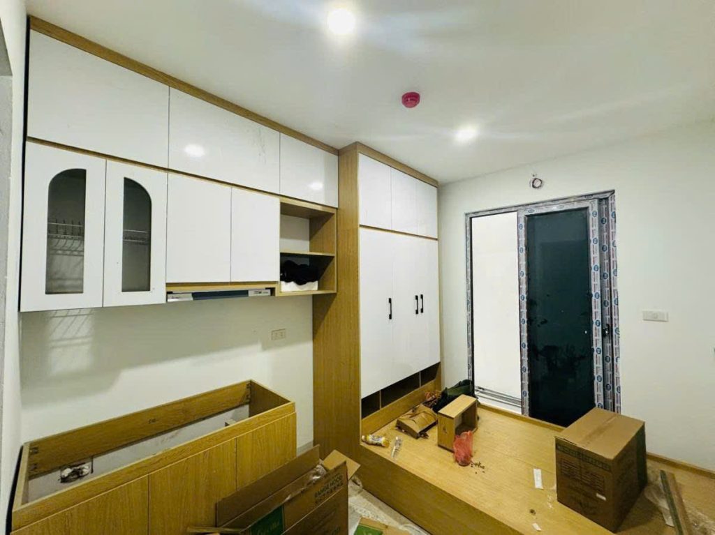 Toà CCMN Tăng Thiết Giáp, 67m2, 6 Tầng, MT 5m, 14 Phòng, cho thuê 60tr/ tháng (BTL B10)