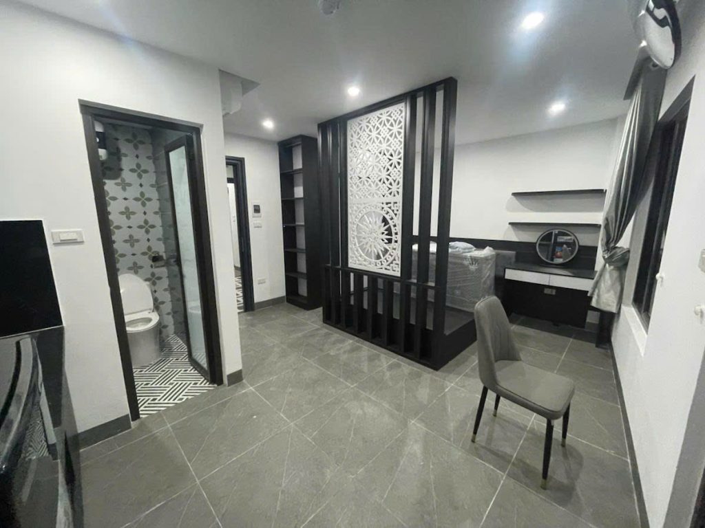 Toà CCMN Hòe Thị, 79m2, 8 Tầng, MT 5.5m, 22 Phòng, cho thuê 100tr/ tháng (NTL C179)