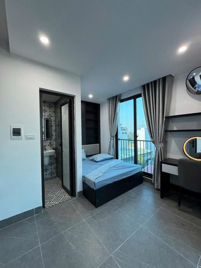 Toà CCMN Hòe Thị, 81m2, 8 Tầng, MT 8m, 22 Phòng, cho thuê 100tr/ tháng (NTL C182)