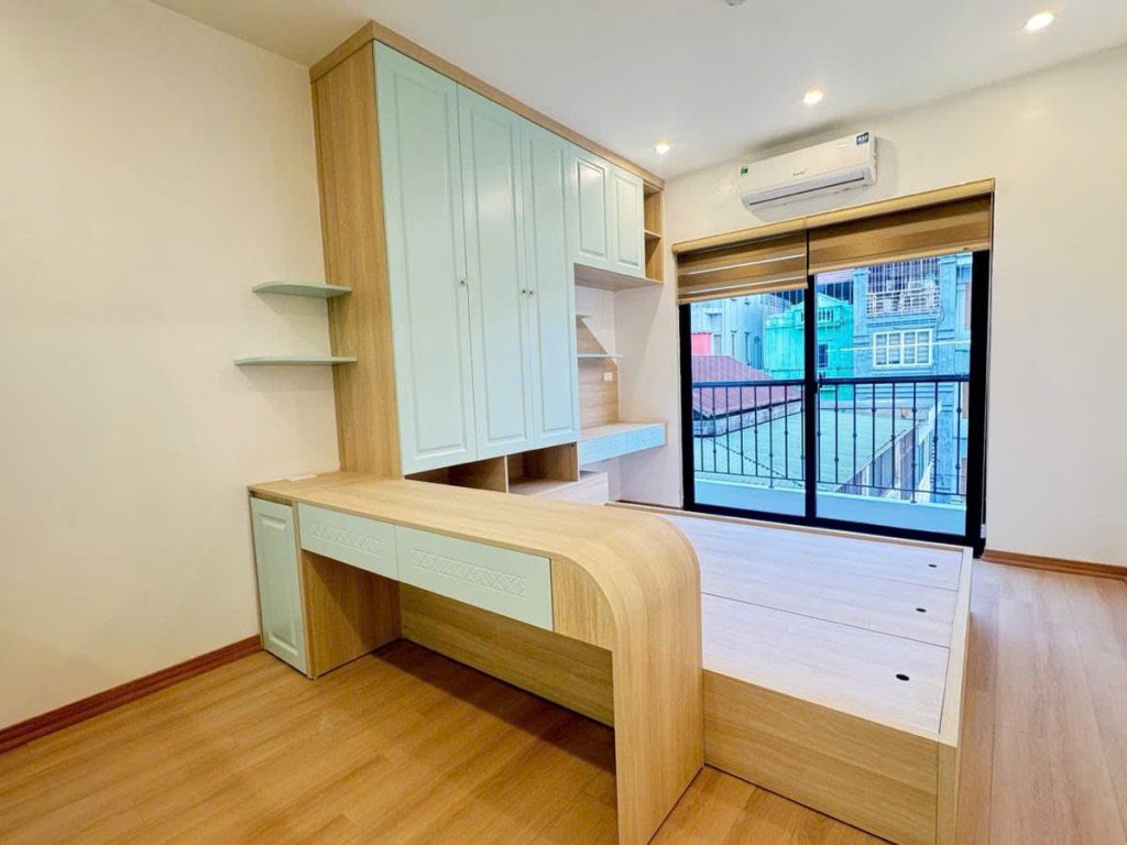 Toà CCMN Nguyễn An Ninh, 61m2, 6 Tầng, MT 3.4m, 10 Phòng, cho thuê 60tr/ tháng (HM C193)