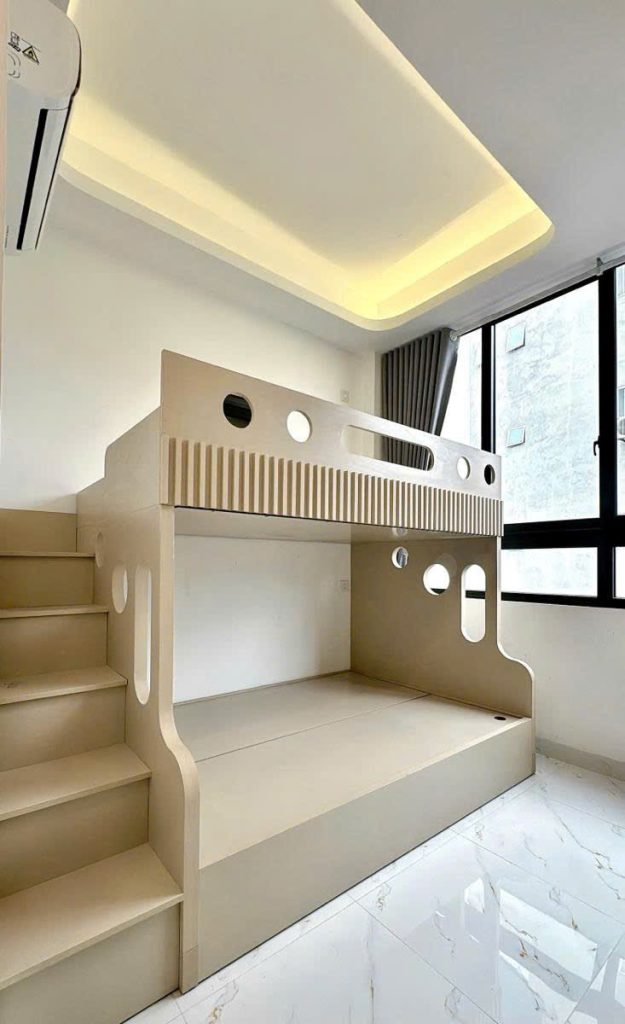 Toà CCMN Lương Khánh Thiện, 65/68T2m2, 7 Tầng, MT 5.5m, 20 Phòng, cho thuê 100tr/ tháng (HM C194)